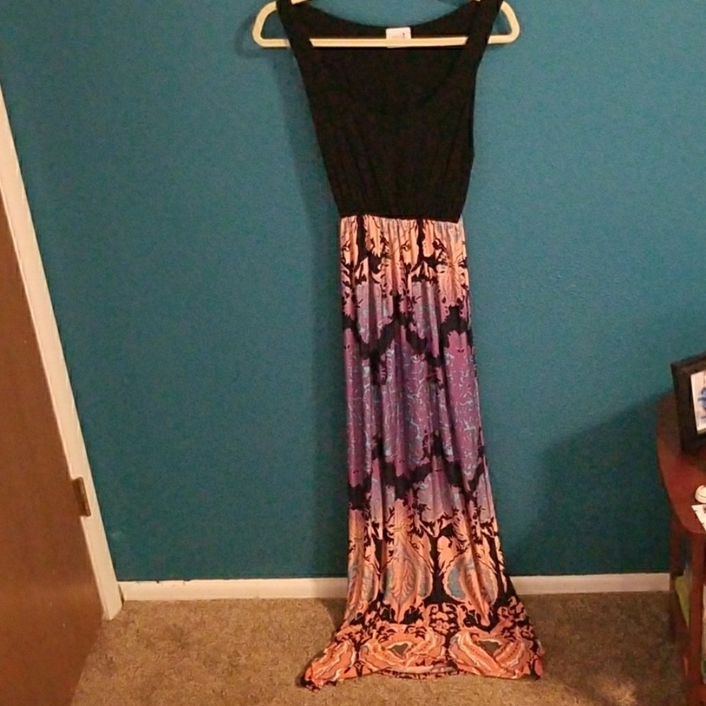 Stunning maxi dress